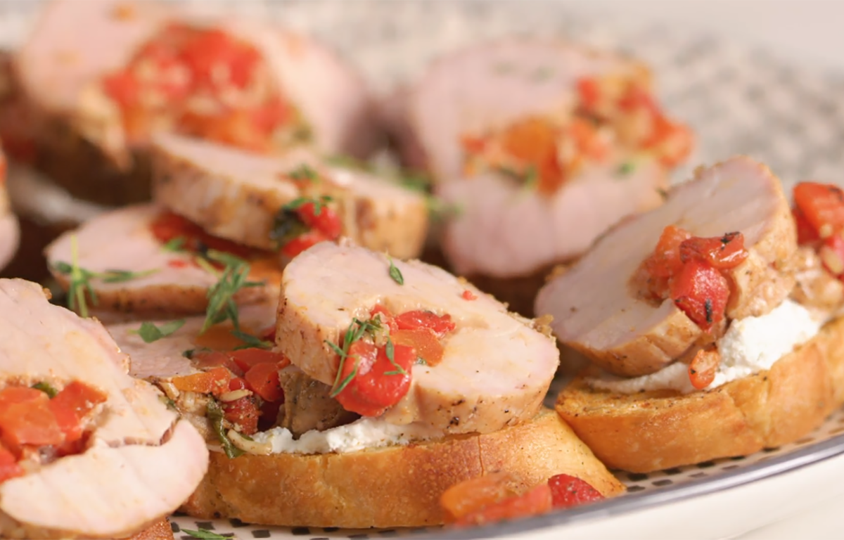 mediterranean-pork-tenderloin-crostini-prairie-fresh